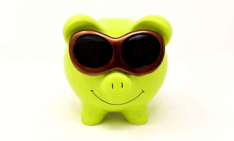 piggy bank 3117655 1280