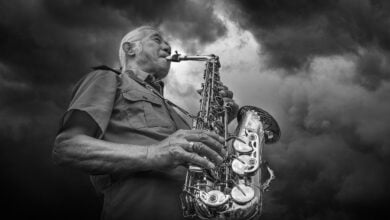 old man, saxophone, play